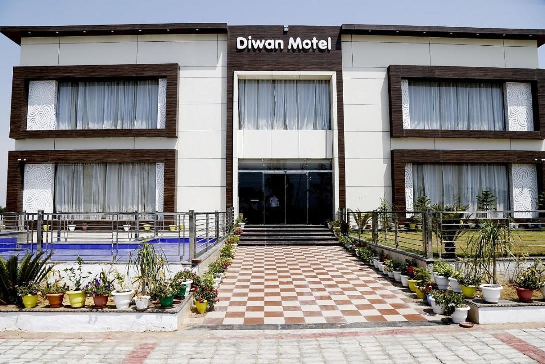 Diwan Hotel And Restaurant Surkhi ภายนอก รูปภาพ