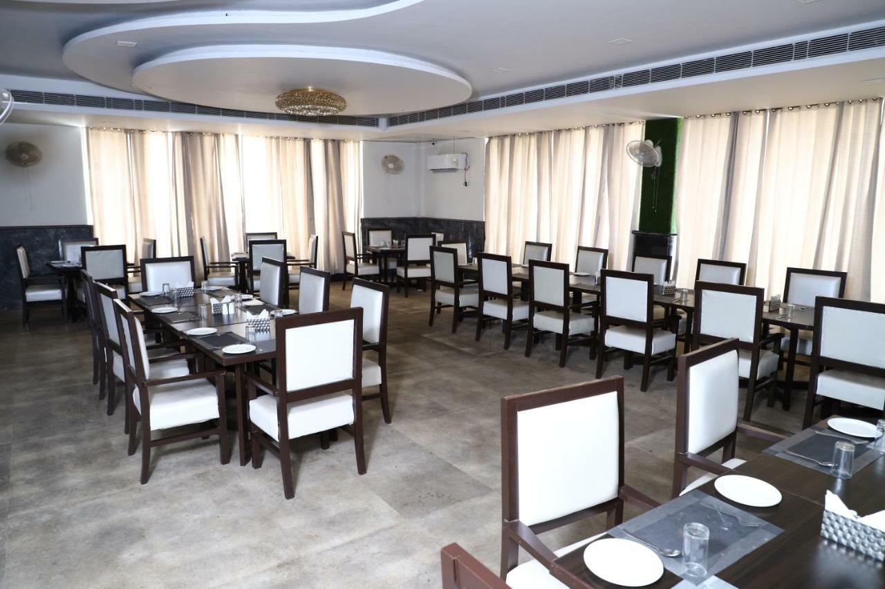 Diwan Hotel And Restaurant Surkhi ภายนอก รูปภาพ