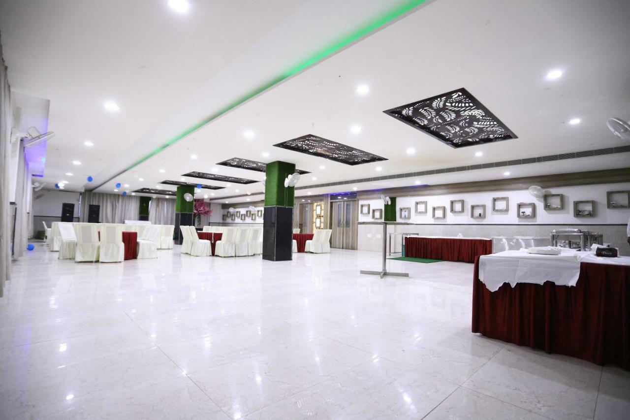 Diwan Hotel And Restaurant Surkhi ภายนอก รูปภาพ