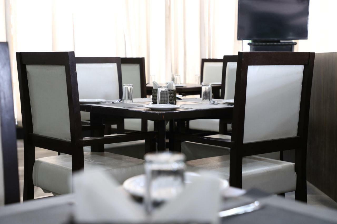 Diwan Hotel And Restaurant Surkhi ภายนอก รูปภาพ